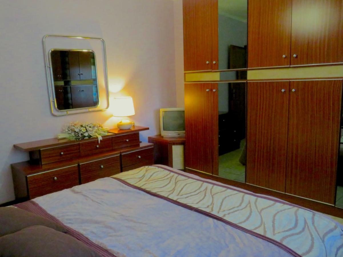 Grazia Appartamento Family Barga Exterior foto