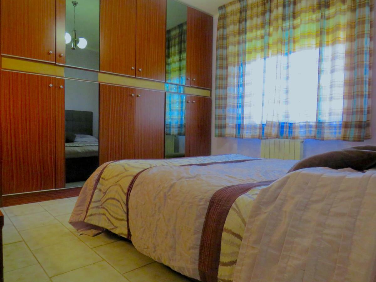 Grazia Appartamento Family Barga Exterior foto